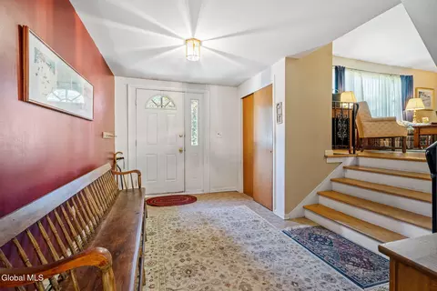 Entry Way - 878 Cunningham Ct, Schenectady, NY 12309 photo 1 of 5