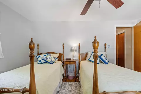 Bedroom - 878 Cunningham Ct, Schenectady, NY 12309 photo 6 of 10