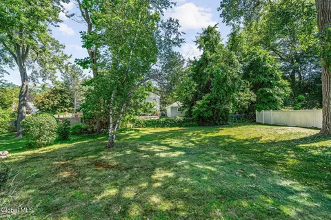 Exterior - 878 Cunningham Ct, Schenectady, NY 12309 photo 5 of 8