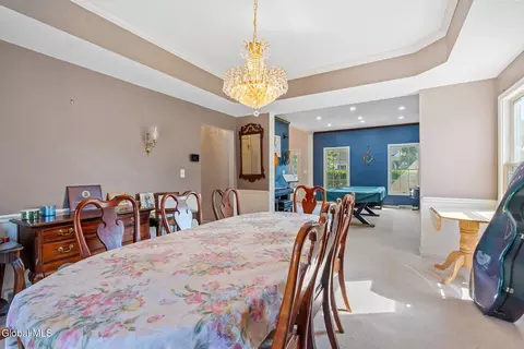 Dining - 157 Kennewyck Cir, Slingerlands, NY 12159 photo 3 of 3