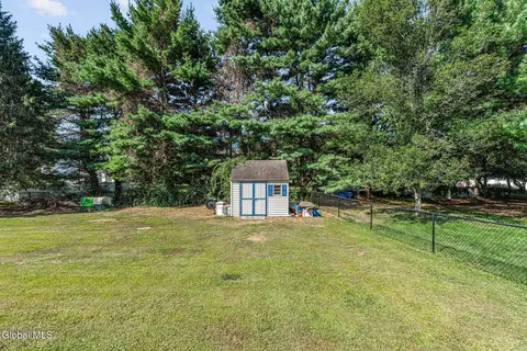 Exterior - 157 Kennewyck Cir, Slingerlands, NY 12159 photo 8 of 9