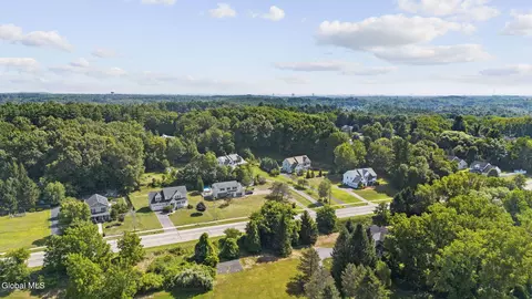 View/Area - 157 Kennewyck Cir, Slingerlands, NY 12159 photo 3 of 3