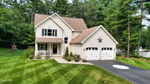 50 Nicole Dr, Queensbury, NY 12804
