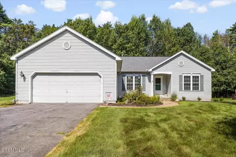 13 Sage Ln, Moreau, NY 12828