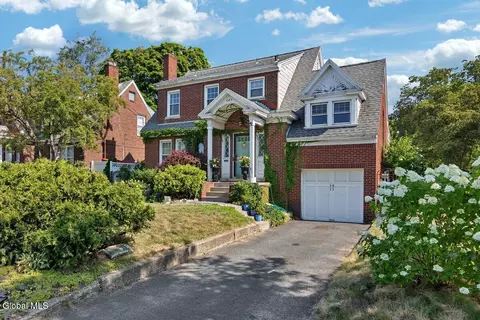 647 New Scotland Ave, Albany, NY 12208