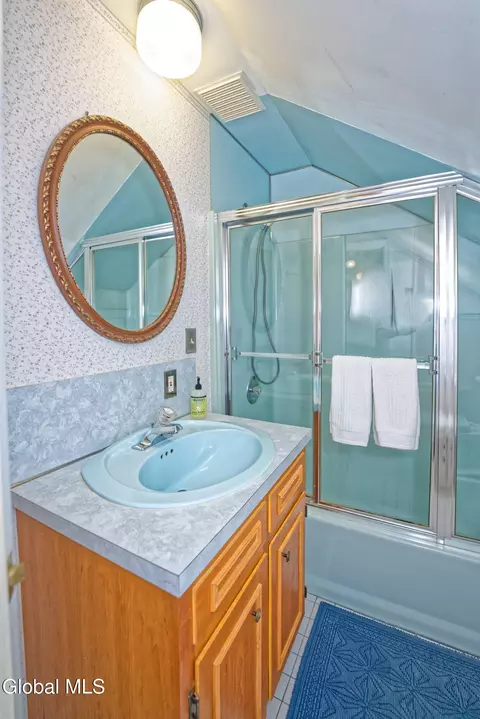 24 Deepkill Rd, Troy, NY 12180 photo 40