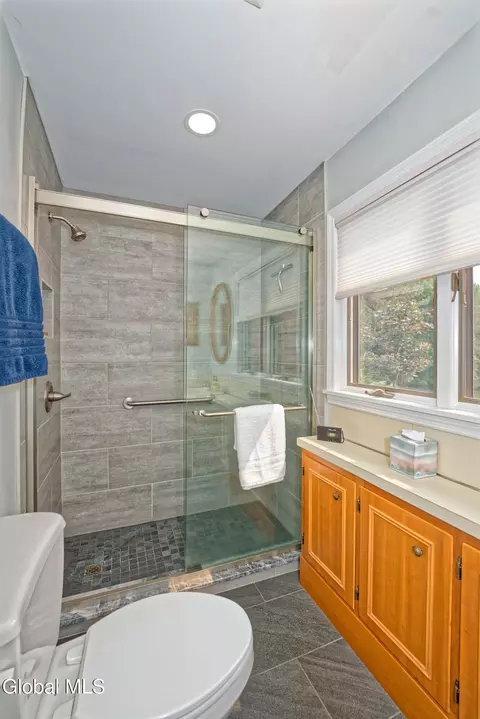 24 Deepkill Rd, Troy, NY 12180 photo 27
