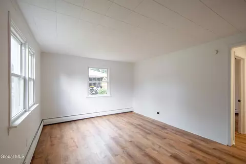 1013 Inner Dr, Schenectady, NY 12303 photo 4