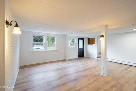 1013 Inner Dr, Schenectady, NY 12303 photo 9