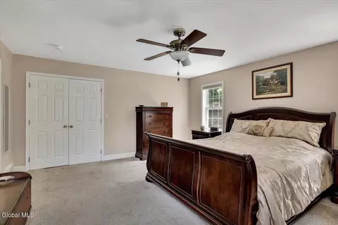 Bedroom - 35 Willowbrook Ter, Clifton Park, NY 12065 photo 4 of 5
