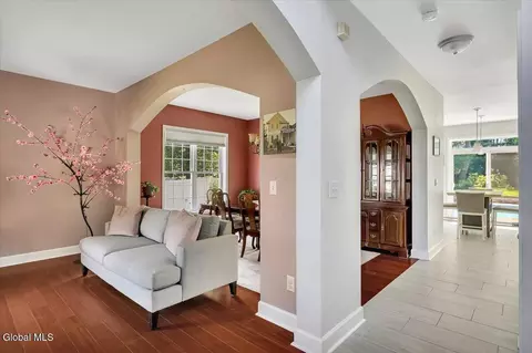 Entry Way - 35 Willowbrook Ter, Clifton Park, NY 12065 photo 2 of 4