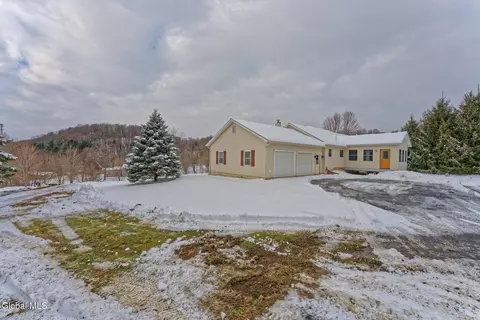 44 Allen Rd, Argyle, NY 12809