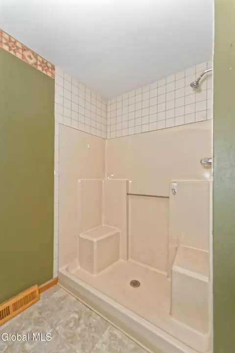 Bath - 44 Allen Rd, Argyle, NY 12809 photo 2 of 4