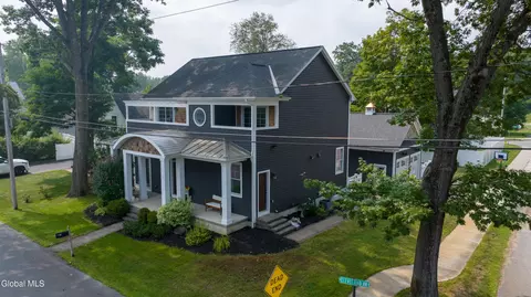 1 Cleveland Ave, Saratoga Springs, NY 12866