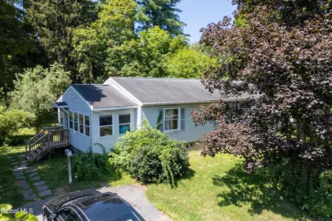 118 Eastern Ave, Ballston Spa, NY 12020