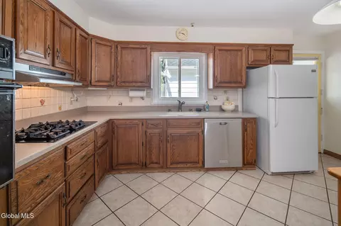 140 Mosher Rd, Delmar, NY 12054 photo 14