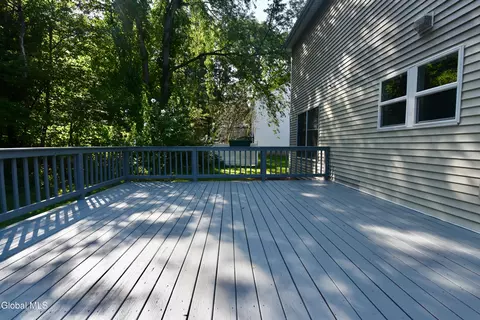 Exterior - 21 Cabot Way, Clifton Park, NY 12065 photo 4 of 8