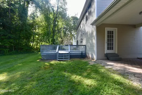 Exterior - 21 Cabot Way, Clifton Park, NY 12065 photo 5 of 8