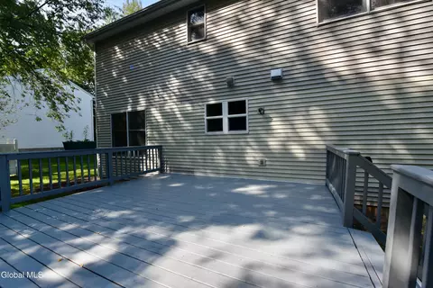 Exterior - 21 Cabot Way, Clifton Park, NY 12065 photo 3 of 8