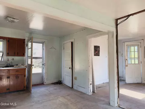 Entry Way - 49 Matott Rd, Chazy, NY 12921 photo 2 of 3