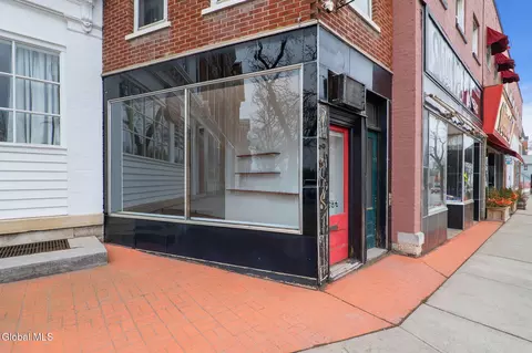 573 E Main St, Cobleskill, NY 12043 photo 18