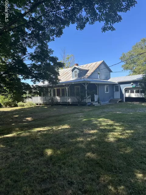 57 Furnace Rd, Moriah, NY 12960