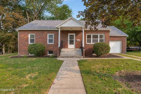 2315 Consaul Rd, Schenectady, NY 12304