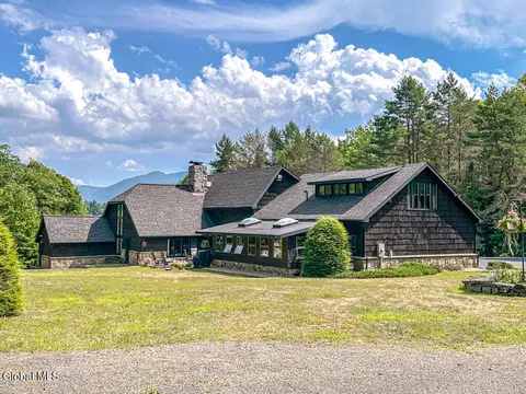 4474 Lake Shore Dr, Diamond Point, NY 12824