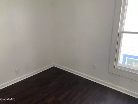 Bedroom - 629 Lang St, Schenectady, NY 12308 photo 3 of 4