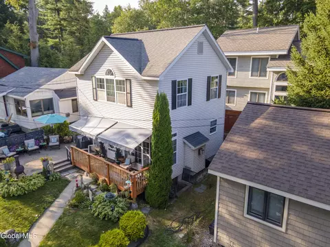 29 Smokey Bear Ln, Lake George, NY 12845