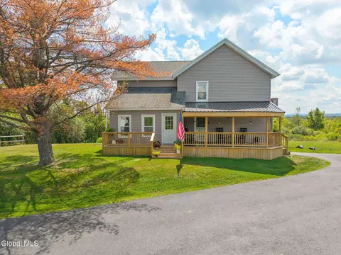 387 Mudge Rd, Delanson, NY 12053