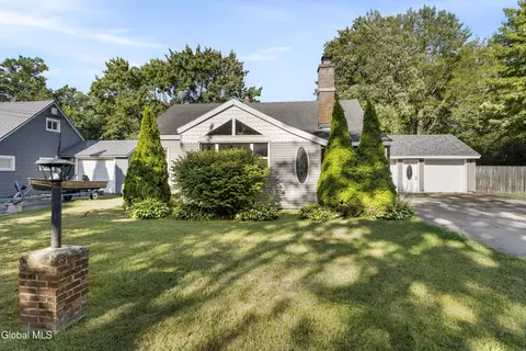 5 Mercy St, Hudson Falls, NY 12839