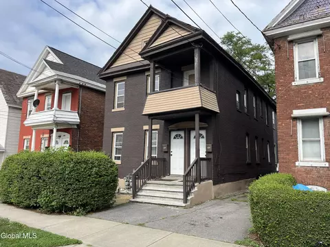 1695 Foster Ave, Schenectady, NY 12308