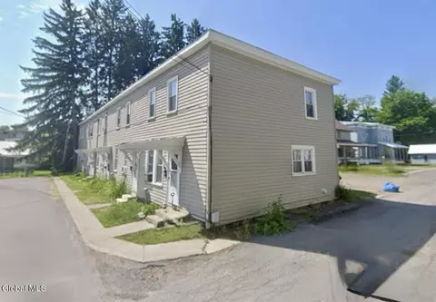 18-26 Winton Ln, Dolgeville, NY 13329