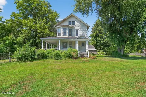 1489 River Rd, Selkirk, NY 12158