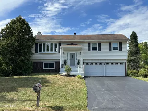 25 Langmore Ln, Troy, NY 12180
