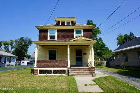 17 Notre Dame St, Hudson Falls, NY 12839
