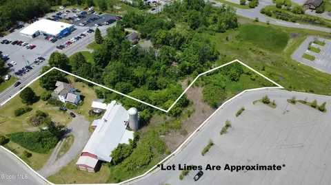 1096 Wicker St, Ticonderoga, NY 12883