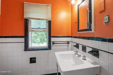 1706 Eastern Pkwy, Schenectady, NY 12309 photo 37