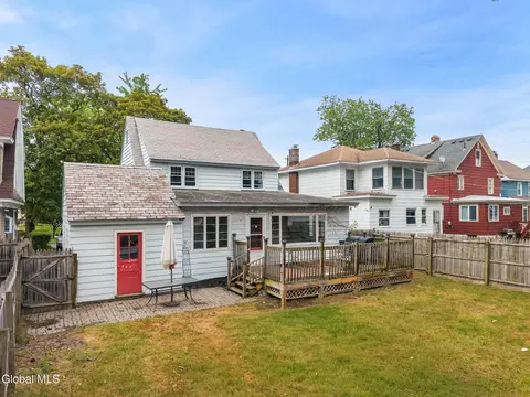 1706 Eastern Pkwy, Schenectady, NY 12309 photo 40