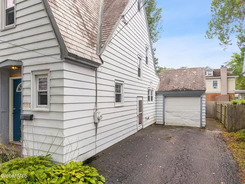 1706 Eastern Pkwy, Schenectady, NY 12309 photo 7
