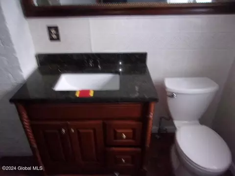 Bath - 2119 Broadway, Schenectady, NY 12306 photo 4 of 10