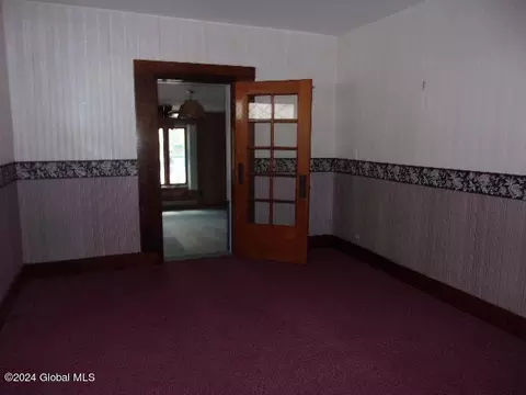 Living - 2119 Broadway, Schenectady, NY 12306 photo 5 of 11