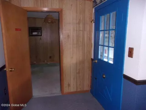 Entry Way - 2119 Broadway, Schenectady, NY 12306 photo 1 of 15