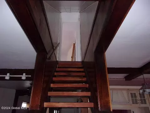 Entry Way - 2119 Broadway, Schenectady, NY 12306 photo 8 of 15