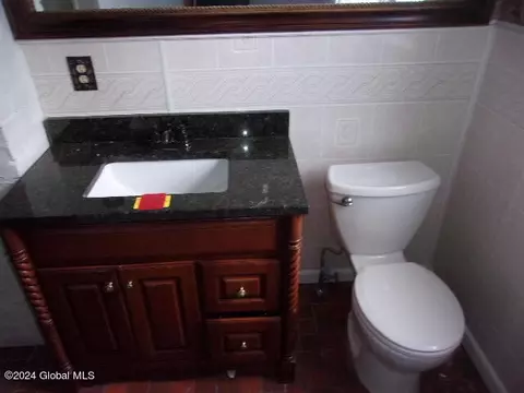 Bath - 2119 Broadway, Schenectady, NY 12306 photo 3 of 10