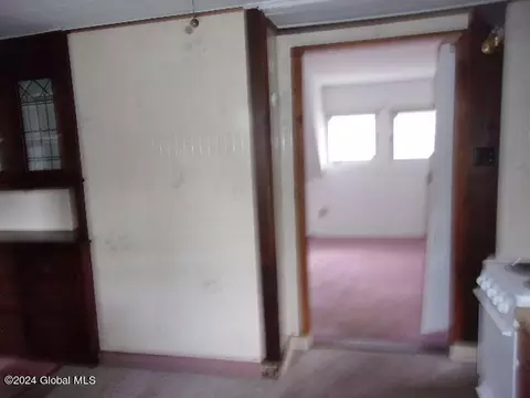 Entry Way - 2119 Broadway, Schenectady, NY 12306 photo 11 of 15