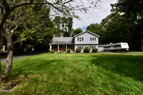 4 Imperial Ln, Charlton, NY 12019