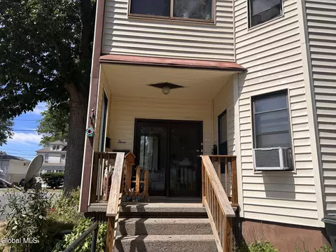 3 Buchanan Ave, Schenectady, NY 12304 photo 3