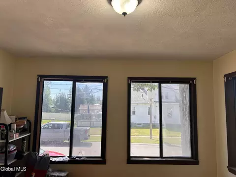 3 Buchanan Ave, Schenectady, NY 12304 photo 6